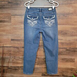 Earl Jeans Size 8 Skinny Capri Mid Rise Fleur De Lis Button Flap Embellished